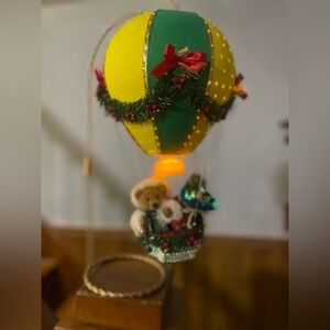 Vintage Avon Santa’s on The Way Fiber Optic Hot Air Balloon w Teddy Festive